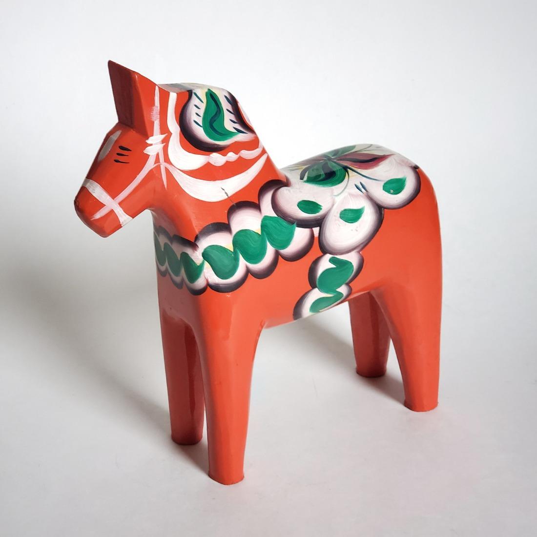 8 Inch Tall Dala Horse Figurine, Hand Carved And Hand Painted Wooden Horse