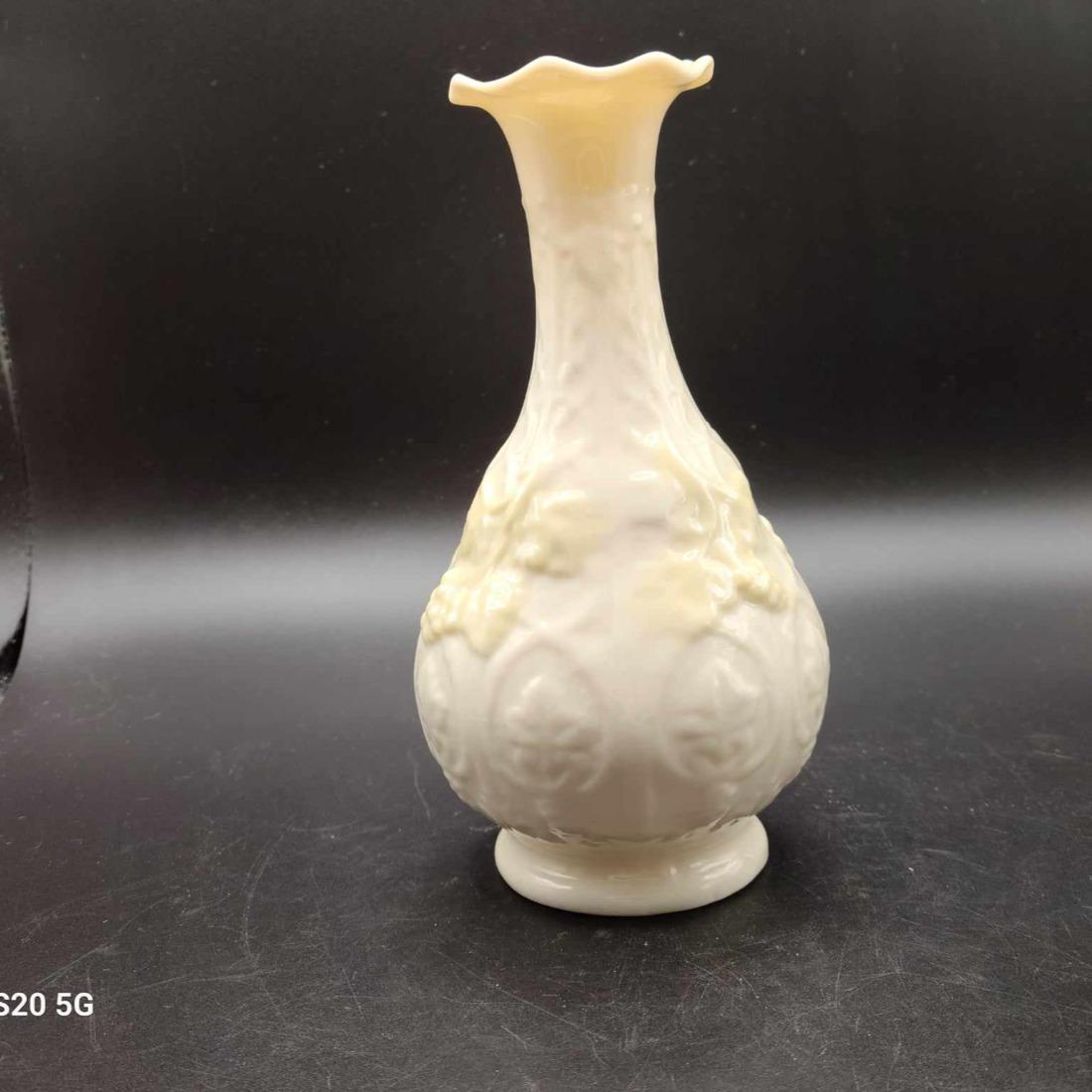 Vintage BELLEEK Vase Vine & Grapes Green Mark