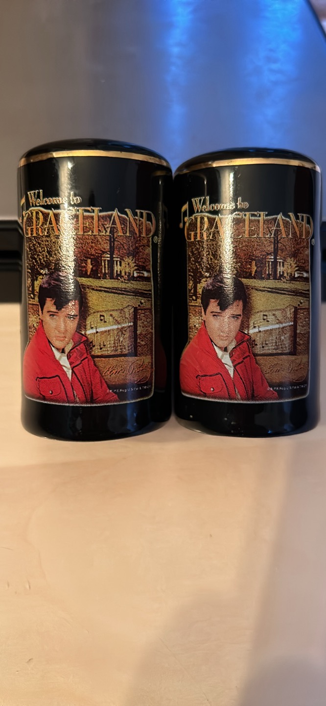 Vintage Elvis Presley To Graceland Souvenir Salt & Pepper Shakers