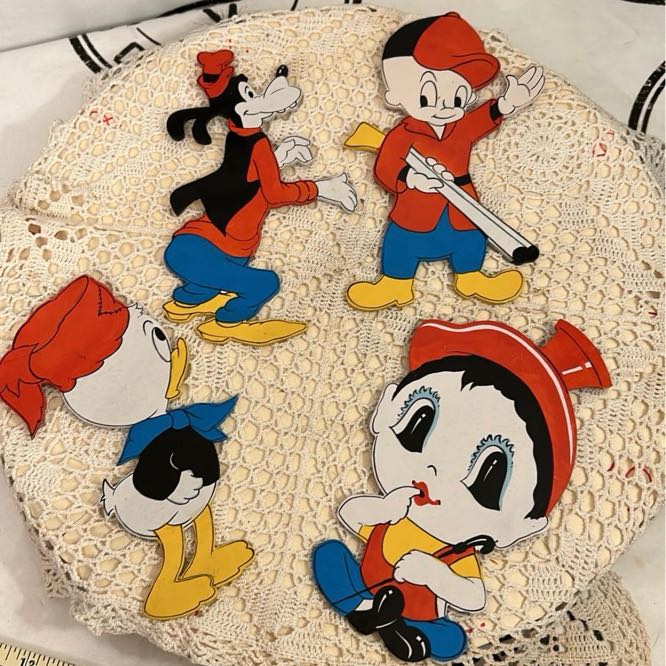 Wood Cartoon Wall Hanging Plaques