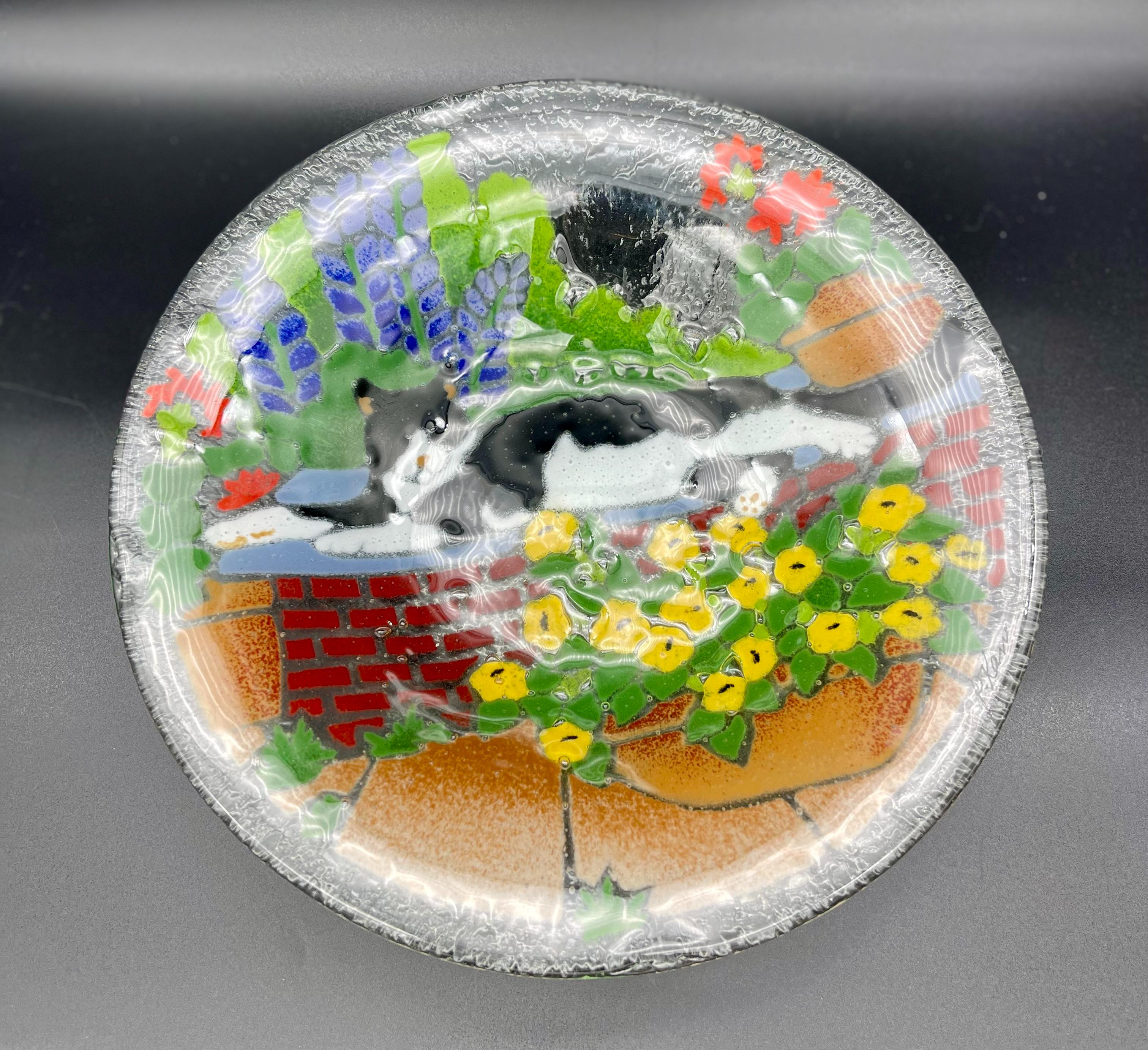 【Peggy Karr】USA  作家  ガラスプレート  大作  サインあり Signed Peggy Karr fused art glass bowl cat in resting in garden.
