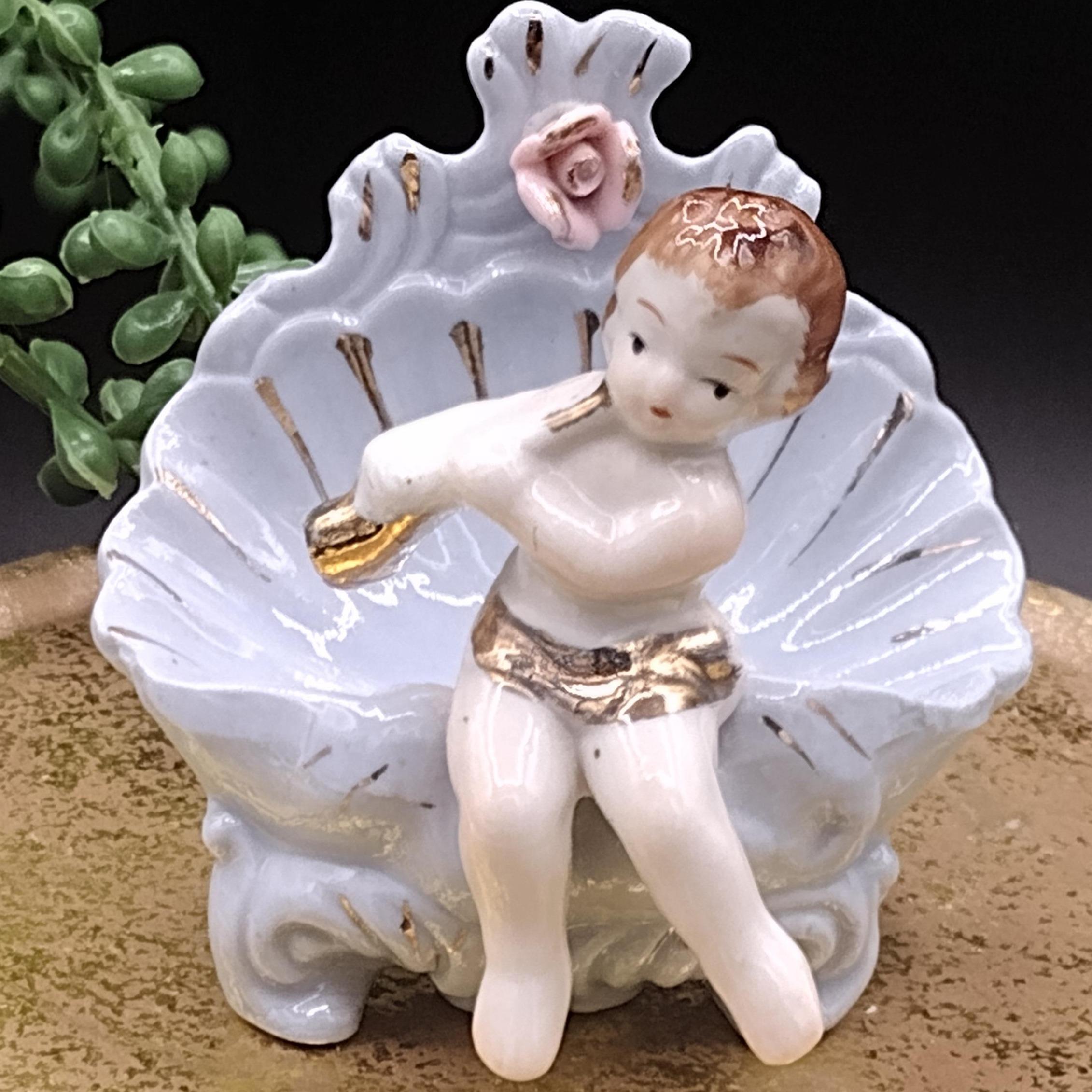 VVintage Japan Porcelain Cherub/Child on Blue Clamshell Vanity Dish