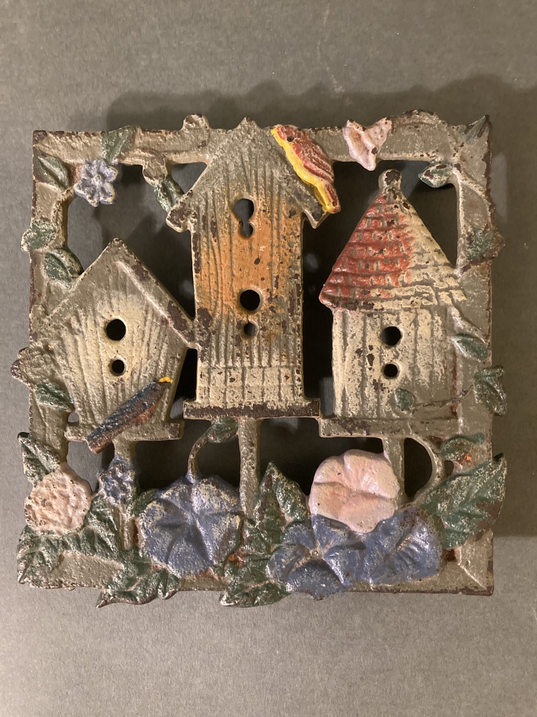 Picture of Cast Iron Birdhouse Garden Trivet