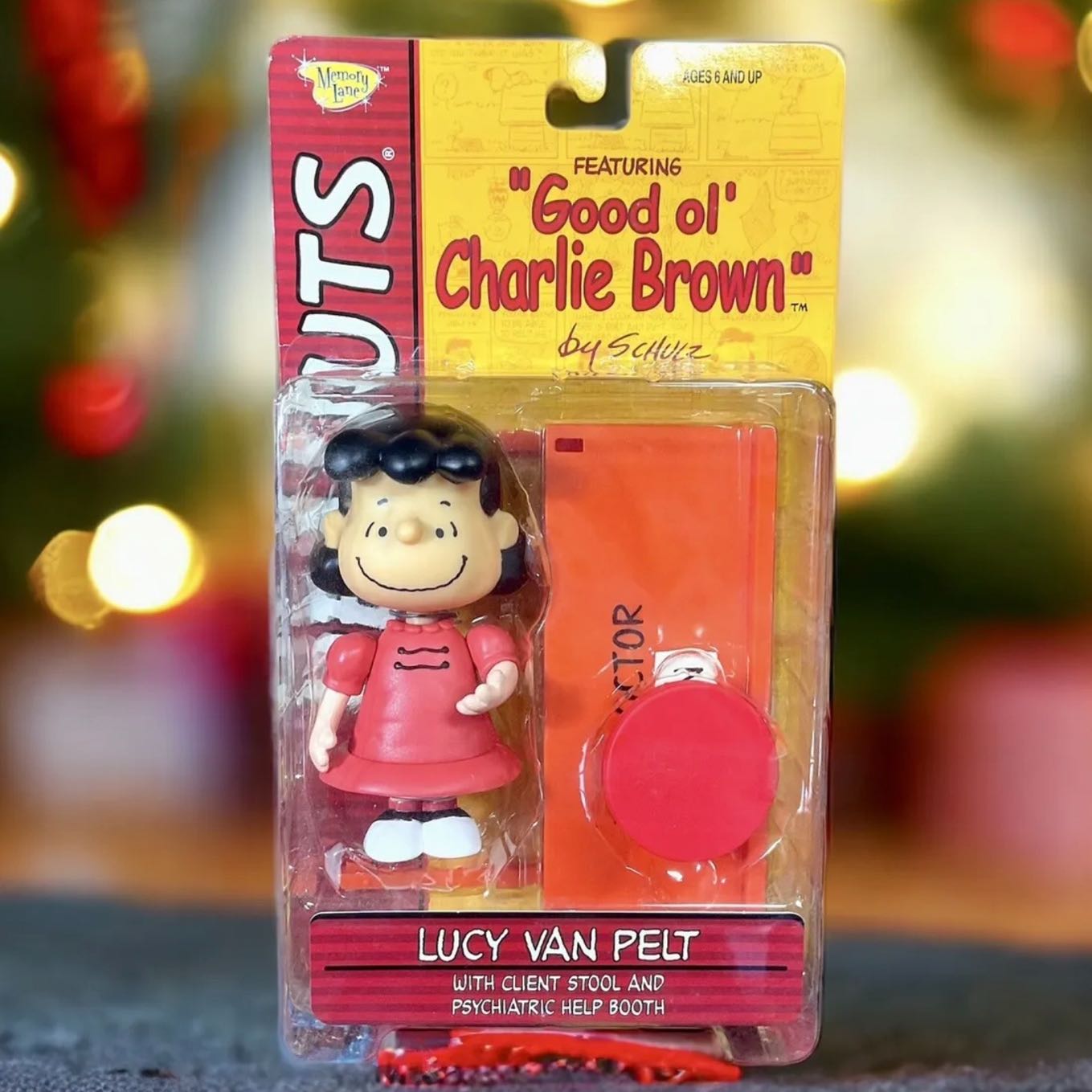 Vtg. Peanuts Good Ol’ Charlie Brown Lucy Figure W/ Stool & Booth Memory