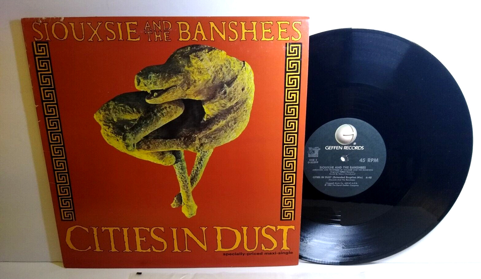 Siouxsie and the Banshees - Cities in Dust - Amazon.com Music