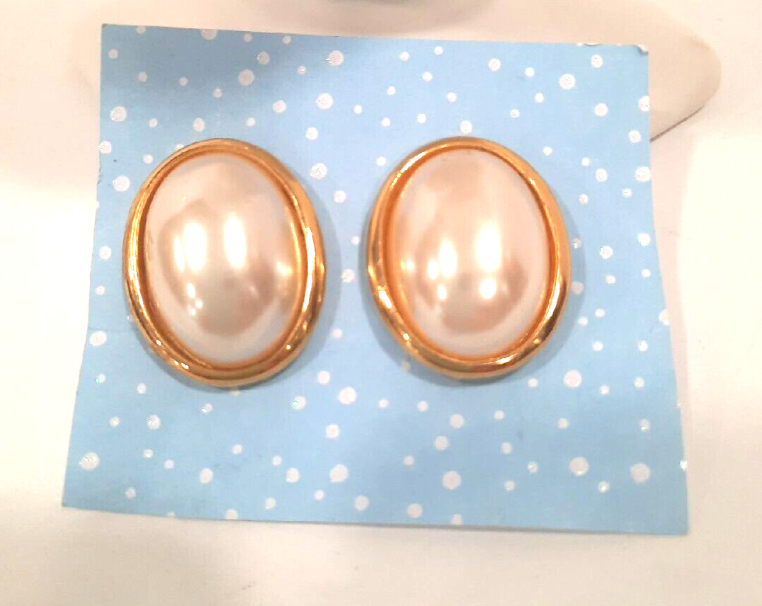 Boucles D'oreilles Vintage Années 60 - Perles Fantaisie Dorées Motif Floral - Occasion
