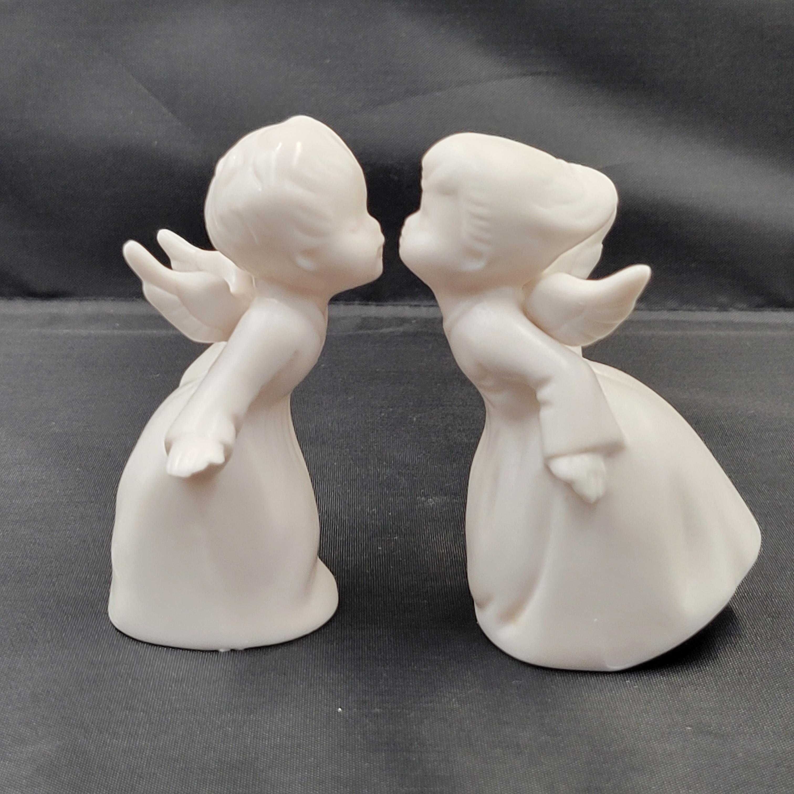 Vintage Set Of 2 Schmid Brothers Ceramic Kissing Boy & Girl